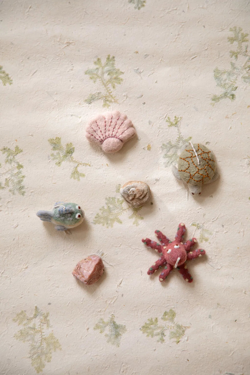 Huovutettu villakala | Gry & Sif - pallokala, vihreä, harmaa