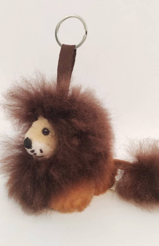 Nyckelring med alpackalejon-WUAMAN-RAUHA Crafts