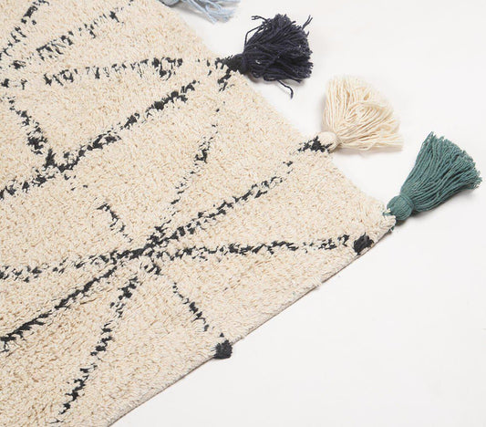 Käsin tuftattu ja tupsuilla varustettu viivakuosinen kylpyhuonematto-RAUHA Crafts-RAUHA Crafts