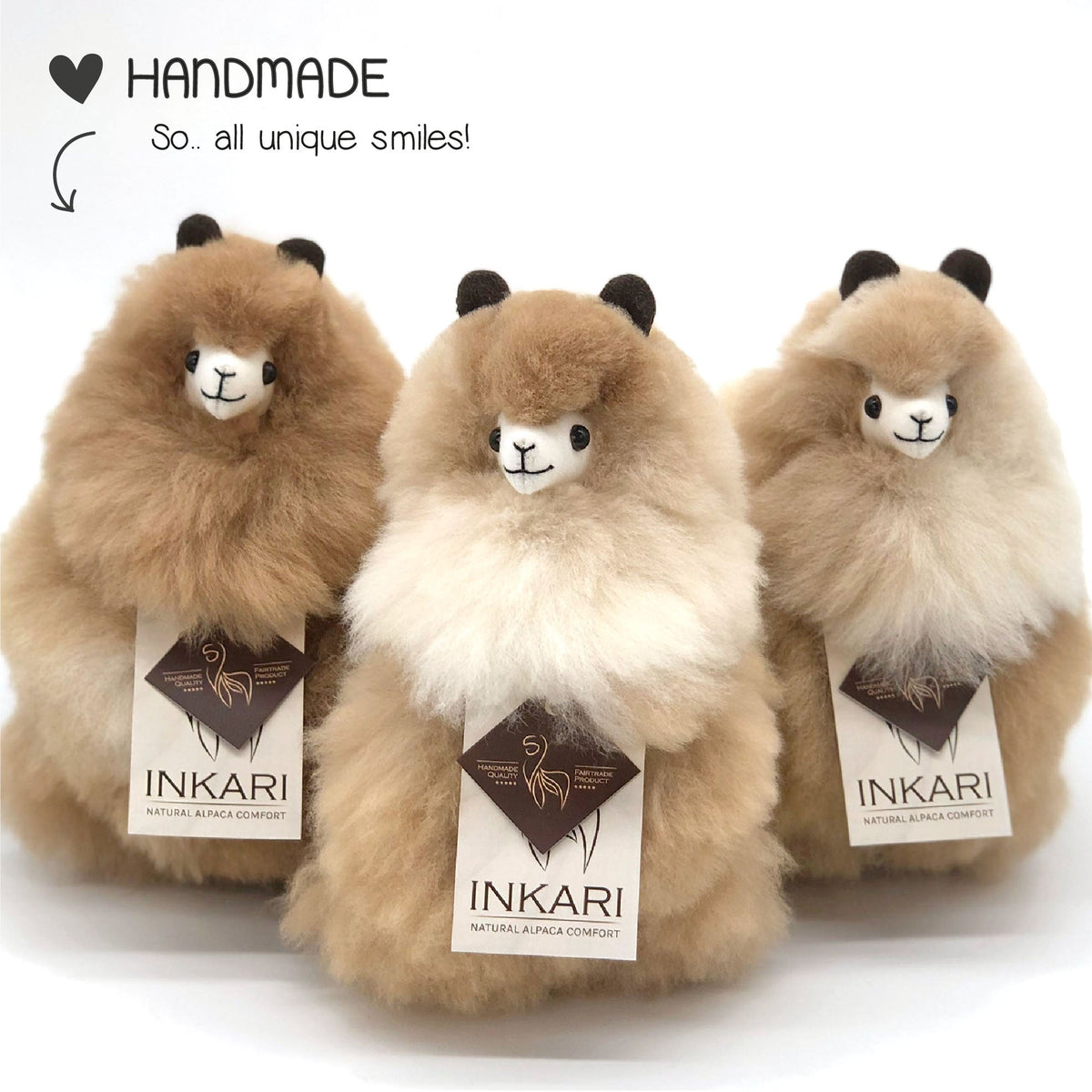 Sandstone INKARI Natural alpackagosedjur — sidovy som visar fluffig man och naturlig ulldetalj