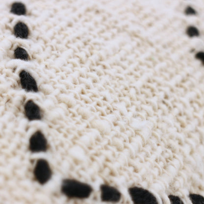 Boho kuddfodral / överdrag till prydnadskudde | krämfärgad zigzag med tofsar - Bali Harvest - RAUHA Crafts