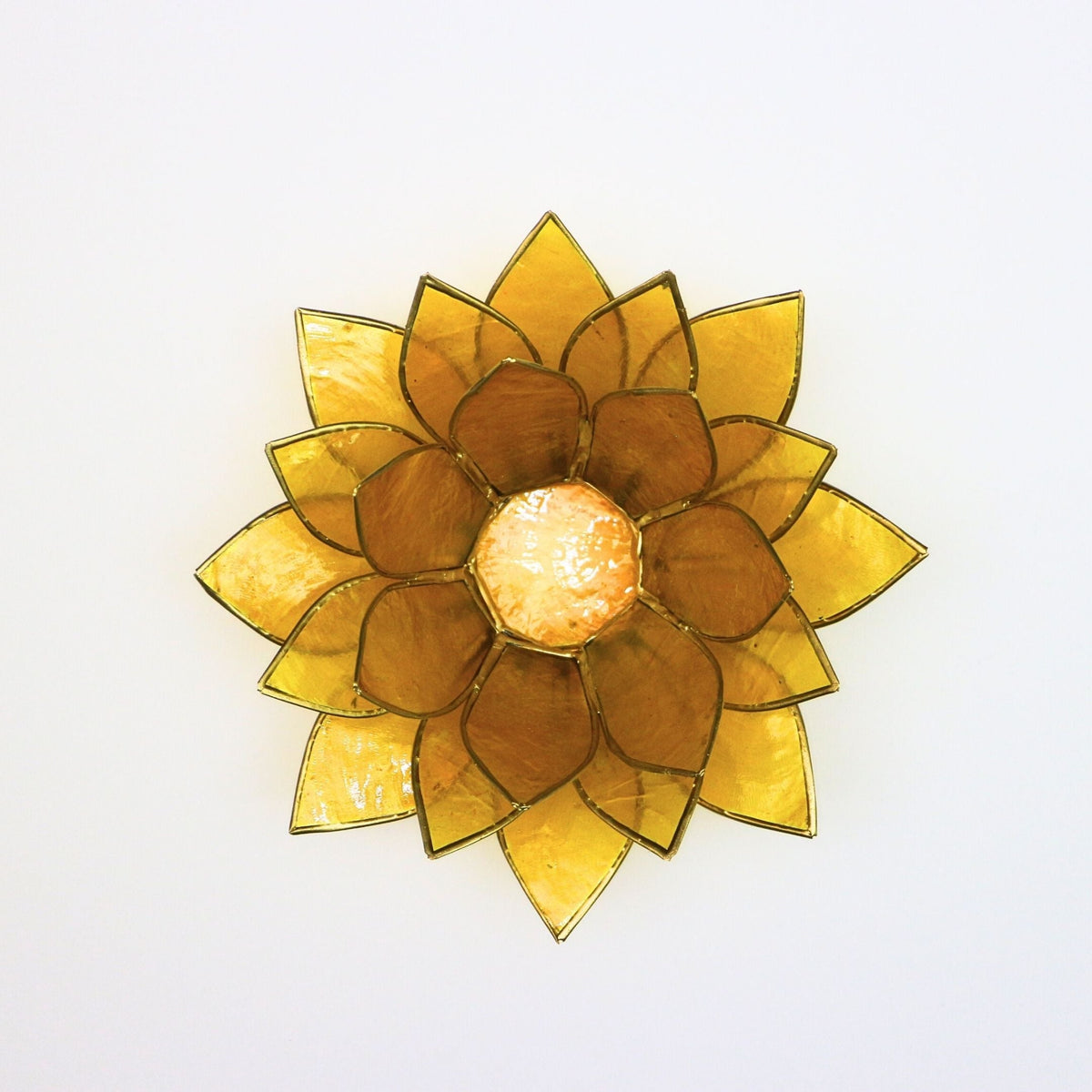 Capiz tuikkukynttilänpidike | Lootus - Suuri - Keltainen-RAUHA Crafts-RAUHA Crafts