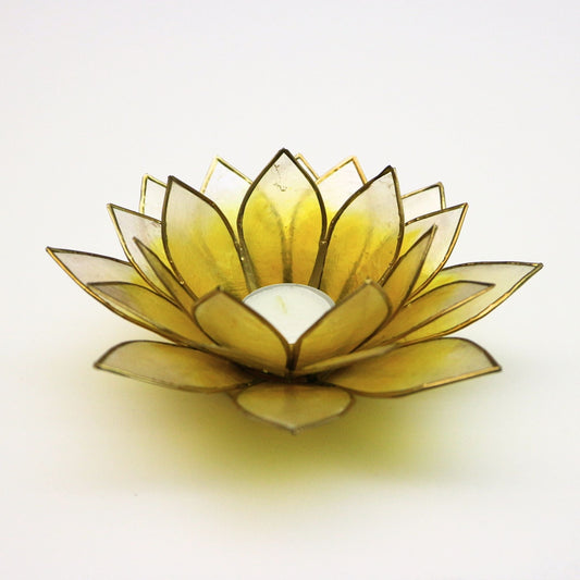 Capiz-tuikkukynttilänjalka | Lotus - suuri - keltainen/luonnonväri-RAUHA Crafts-RAUHA Crafts