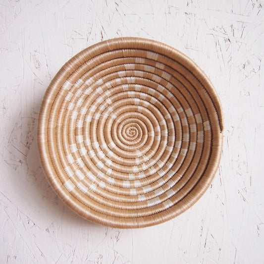 Pieni sisal- ja tuoksuheinäkulho | Tabora-Amsha-RAUHA Crafts
